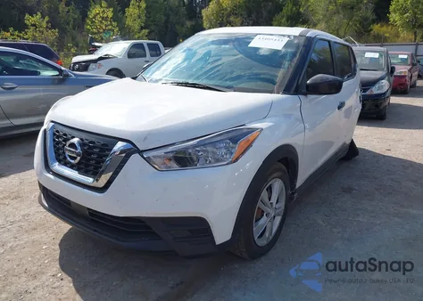 2020 Nissan Kicks S Xtronic Cvt z USA, uszkodzony, nr VIN 3N1CP5BV8LL497033